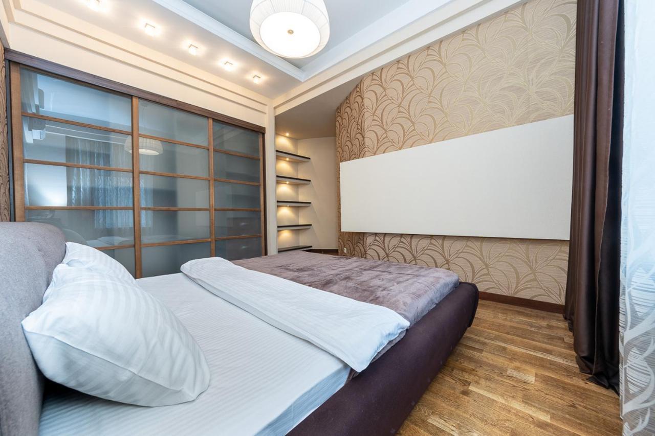 Apartments On Besarabka Kijów Zewnętrze zdjęcie