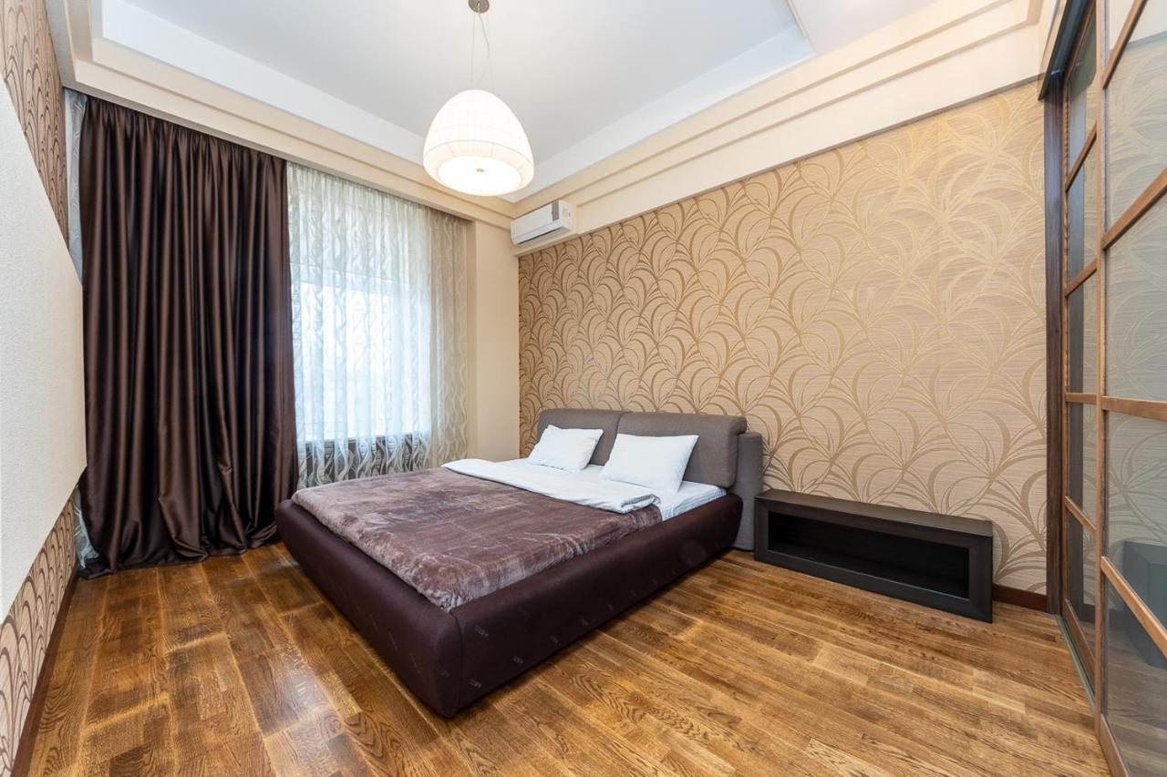 Apartments On Besarabka Kijów Zewnętrze zdjęcie