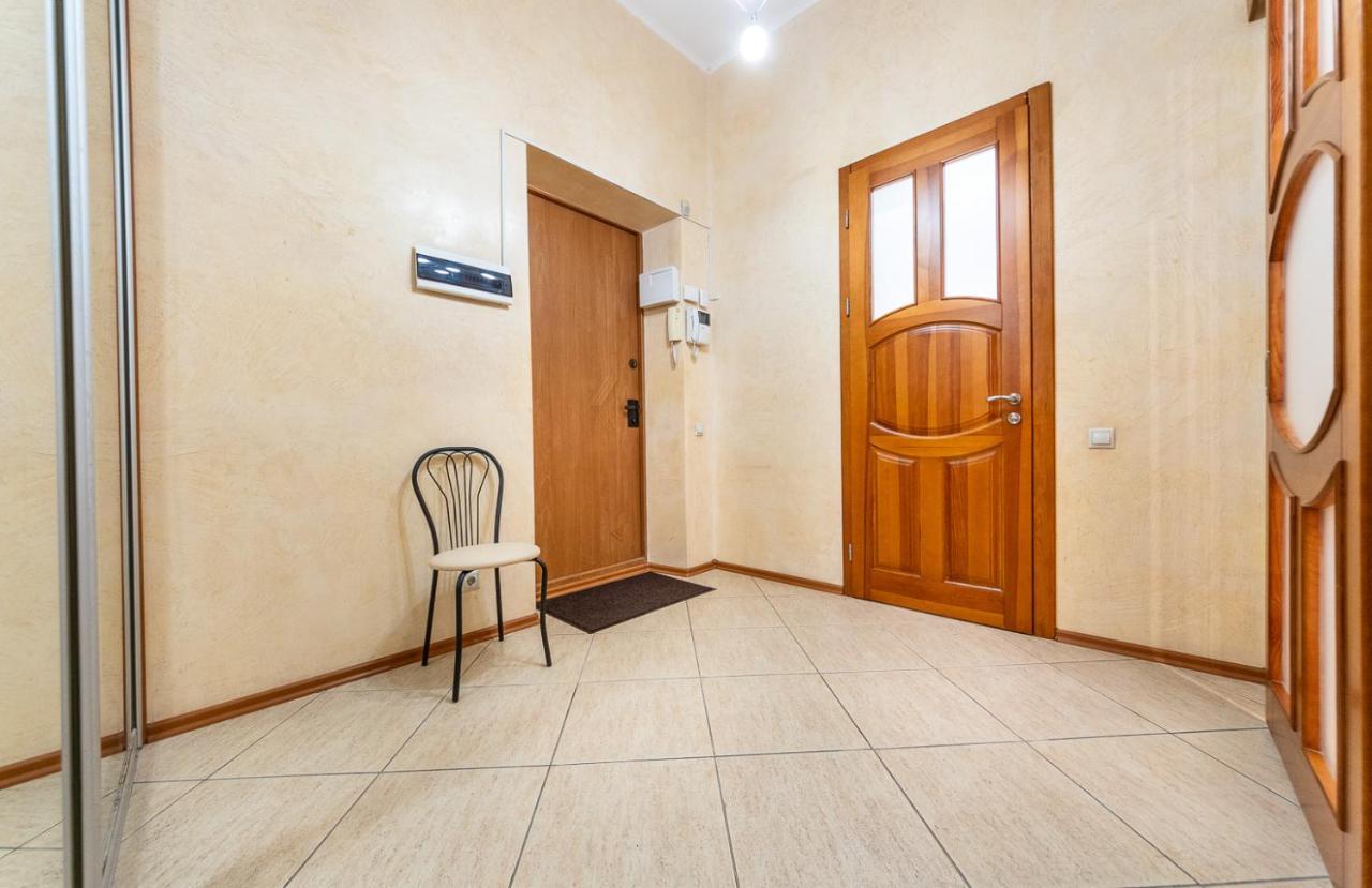 Apartments On Besarabka Kijów Zewnętrze zdjęcie